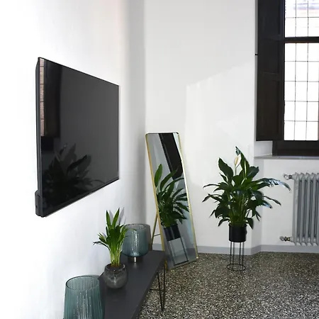 Mana Urban Retreat Apartment Ravenna Exterior photo